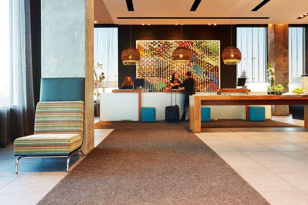 Hotel Alt Quartier Dix30 Brossard Interior foto